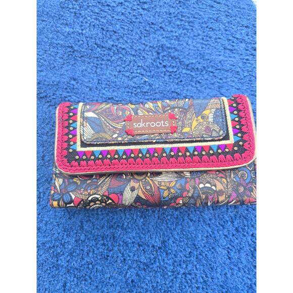 Sakroots Artist Circle Trifold Wallet Boho Floral Peace Logo Multicolor - Picture 1 of 4